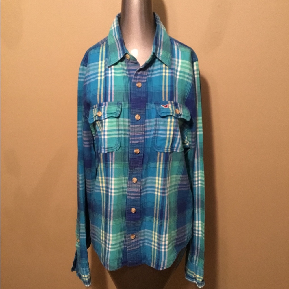 Hollister blue/green plaid flannel button shirt